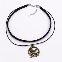 Load image into Gallery viewer, Hot Fashion Black Velvet Leather Retro Triangle Pendant Maxi Statement Multilayer Chokers Necklace Women 2019 Torques Jewelry