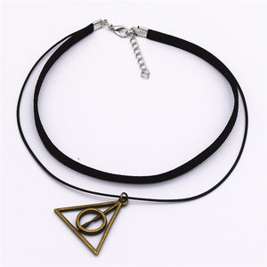 Hot Fashion Black Velvet Leather Retro Triangle Pendant Maxi Statement Multilayer Chokers Necklace Women 2019 Torques Jewelry